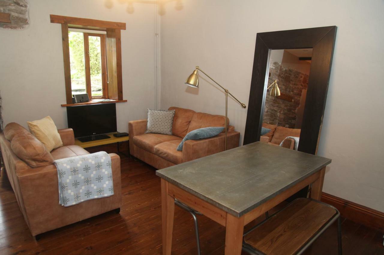 Ty Carreg Fach Staycation Cottage Cardiff Exterior foto